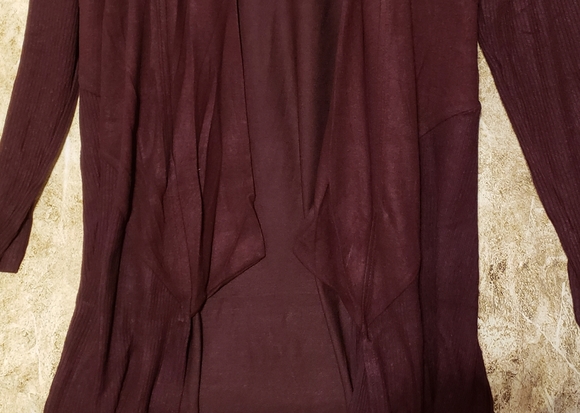 A. BYER BURGUNDY CARDIGAN FUZZ COZIES Medium - Picture 3 of 6